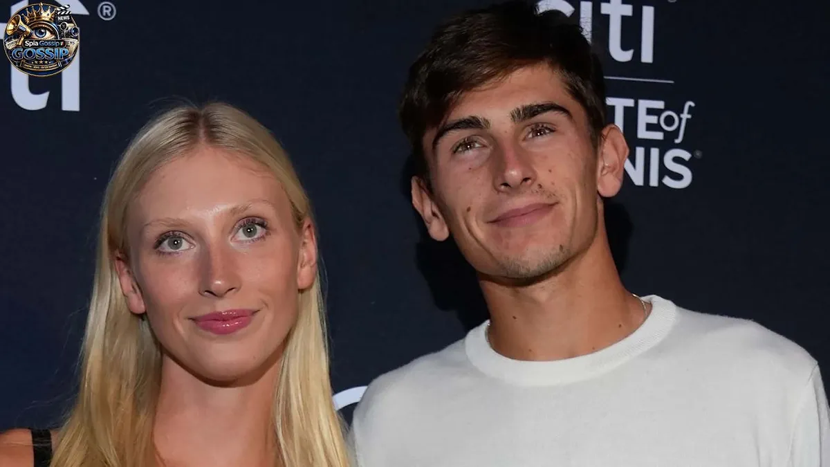 Vignette de l'article Mia Savio : du tennis à la mode, le parcours d'une créatrice